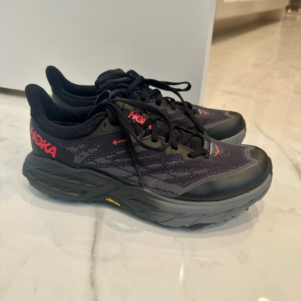 Hoka SpeedGoat 5 Spike